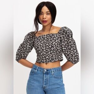 3/$30 Levis Floral Black Puff Sleeve Crop Top